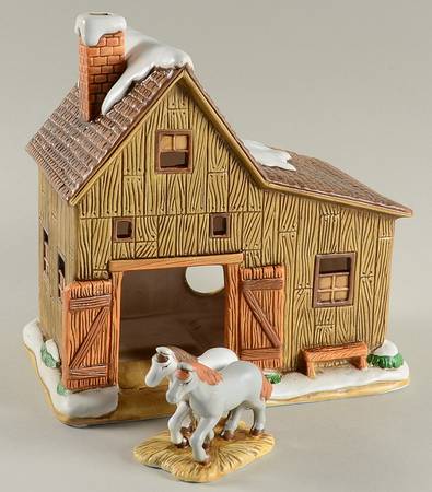 Colonial Village Stearns Stable - Boxed