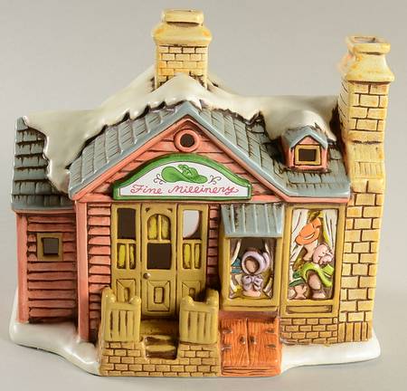 Colonial Village Capper's Millinery - With Box 233