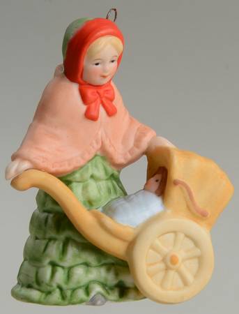 Colonial Village Eberhardts-Mother&Baby Ornament - No Box