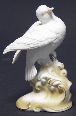 Lefton Figurines White Dove - No Box