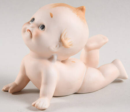 Lefton Figurines Kewpie Crawling - No Box