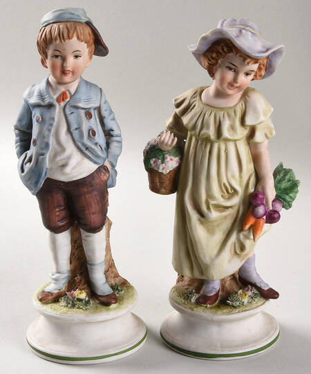 Lefton Figurines Boy And Girl Pair - No Box