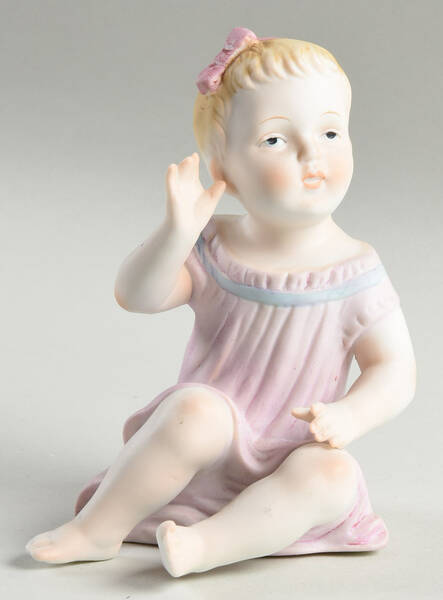 Lefton Figurines Piano-Baby - No Box