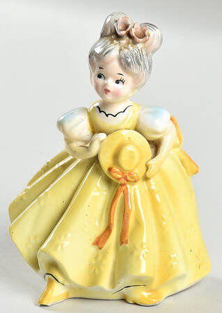 Lefton Figurines Girl In Yellow Dress Holding Hat - With Box-Bx555
