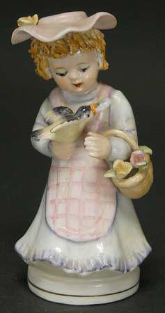 Lefton Figurines Girl Feeding Bird - No Box