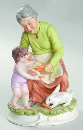 Lefton Figurines Woman & Child Feeding Child - Boxed