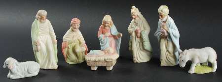 Lefton Figurines Mini Nativity-Set Of 8 - Boxed