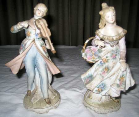 Lefton Figurines Couple W/ Mandolin-Pair - No Box