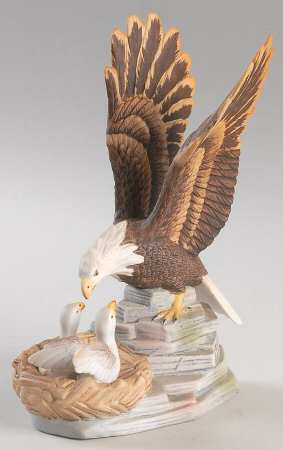 Lefton Figurines Eagle With Baby Eagles - With Box Bx328