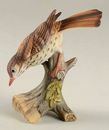 Lefton Figurines Wren - No Box