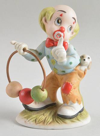 Lefton Figurines Clown With A Hoop - No Box