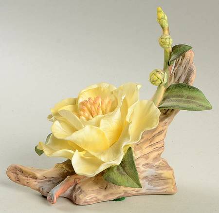 Lefton Figurines Yellow Camellia - Boxed