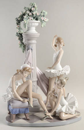 Dance Ballet Trio - With Box