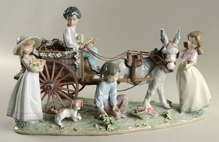 Children with Animals Enchanted Outing - With Box