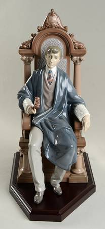 Professionals The Hand Of Justice W/Base - Boxed