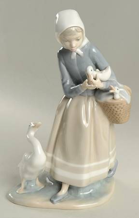 Shepherd and Shepherdess Shepherdess With Ducks - No Box