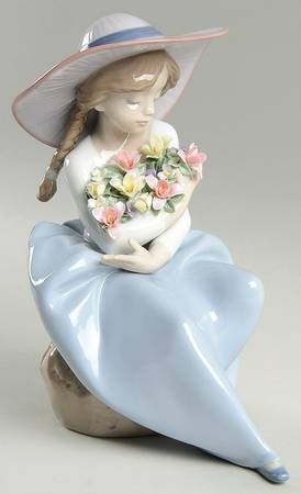 Children with Flowers Fragrant Bouquet-Girl In Hat With Flower - With Box
