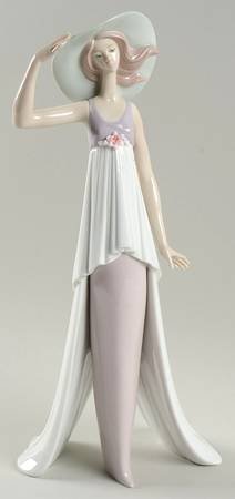 Elegant Ladies Lady Of Monaco - Boxed