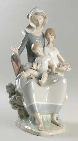Women and Children Mother - No Box