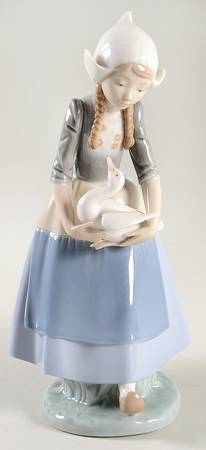 Dutch Girl Group Ilsa With Duck - No Box