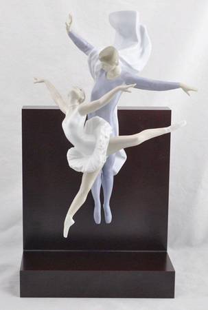 Dance Graceful Moment - Boxed