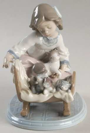 Children with Animals A Cradle Of Kittens - Boxed