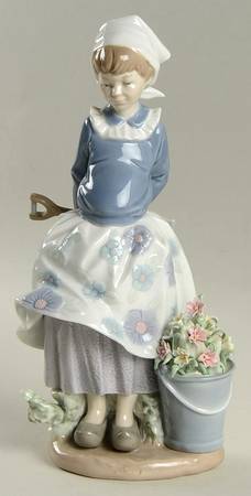 Children with Flowers Little Dutch Gardener - No Box