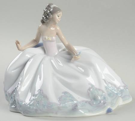 Elegant Ladies At The Ball - Boxed