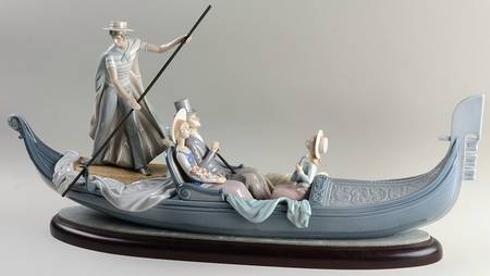European In The Gondola - Boxed