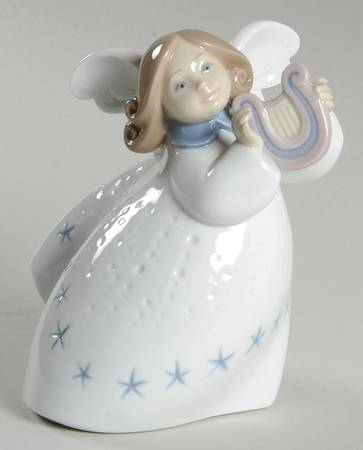 Angels and Cherubs Little Angel With Lyre - Boxed