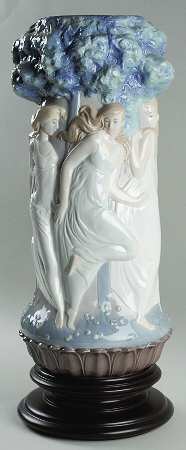Lladro Vases & Urns Maidenhead Vase - Boxed