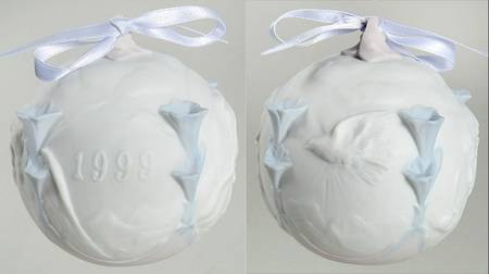 Annual Ball Ornament 1999-L6637m - Boxed