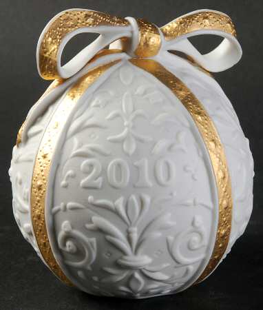 Annual Ball Ornament 2010 Re-Deco Gold - L18339g  - Boxed