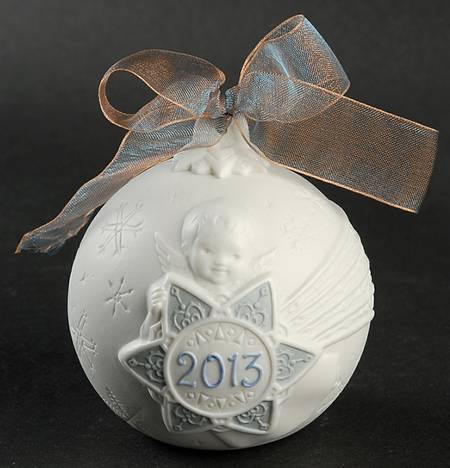 Annual Ball Ornament 2013 Christmas Ball - L8374 - Boxed