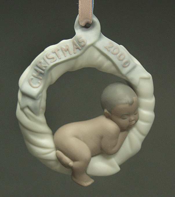 Baby's First Christmas 6711-Baby In Wreath (Black) - Boxed