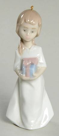 Miniature Ornaments-Lladro Girl With Present-Arms Out - No Box