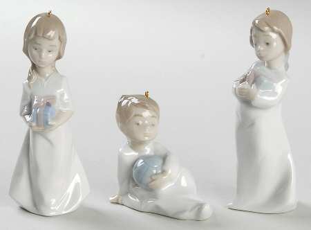 Miniature Ornaments-Lladro Christmas Morning-Set Of 3 - Boxed