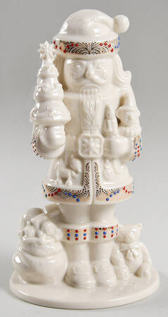 China Jewels Figurines Nutcracker With Tree - Boxed