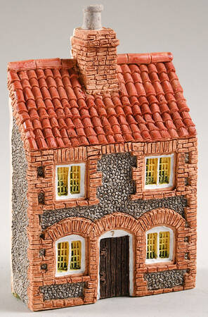 English Cottages Street Scene #7 - No Box