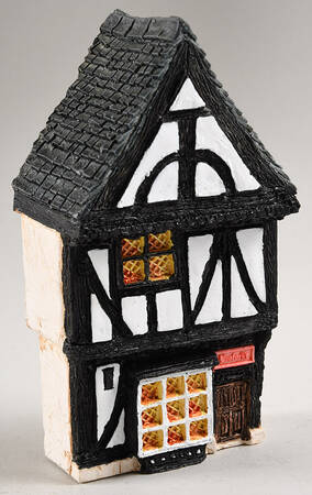 English Cottages Street Scene #1 - No Box