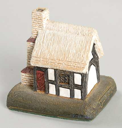 English Cottages Toll House - Boxed