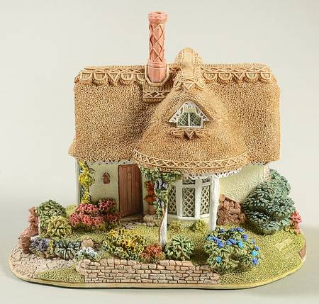 English Cottages Cradle Cottage - Boxed