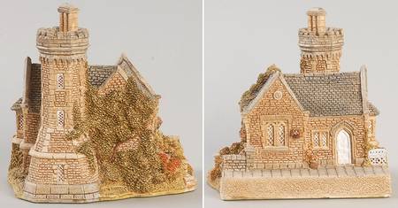 English Cottages Olde York Toll - Boxed
