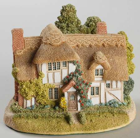 English Cottages Camomile Lawn - Boxed