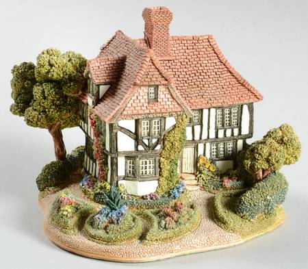 English Cottages Medway Manor - Boxed