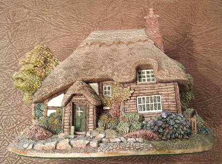 English Cottages Rustlings, The - Boxed