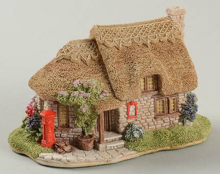 English Cottages Penny's Post - Boxed