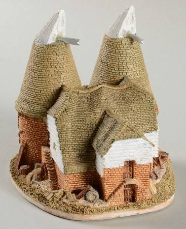 English Cottages Kentish Oast House-Metal Vanes - With Box 108a