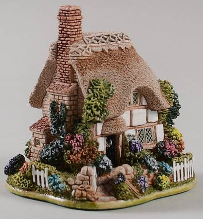 English Cottages Lucky Charms - With Box