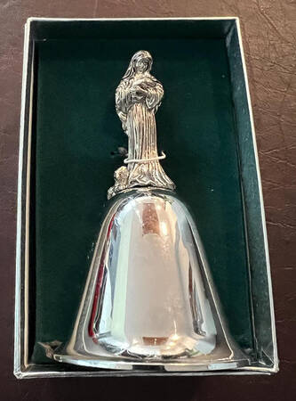 Lunt Christmas Bell Mother & Child - Boxed
